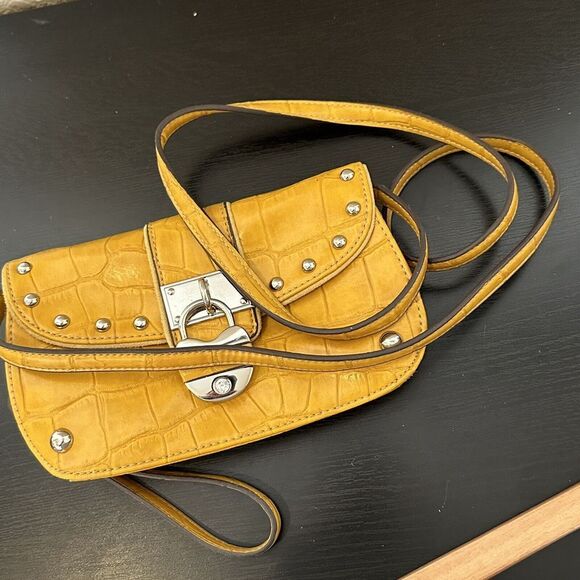 kathy van zeeland purse Wristlet And Crossbody Strap Yellow Faux Croc Bag Lock - Picture 10 of 14